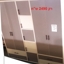 ארון מתצוגה במבצע ארון מתצוגה במבצע